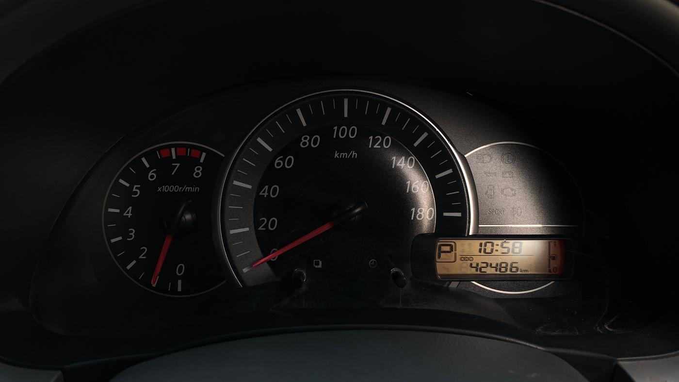 2016 Nissan Micra XV CVT, Petrol, Automatic, 42,475 km, Odometer Image