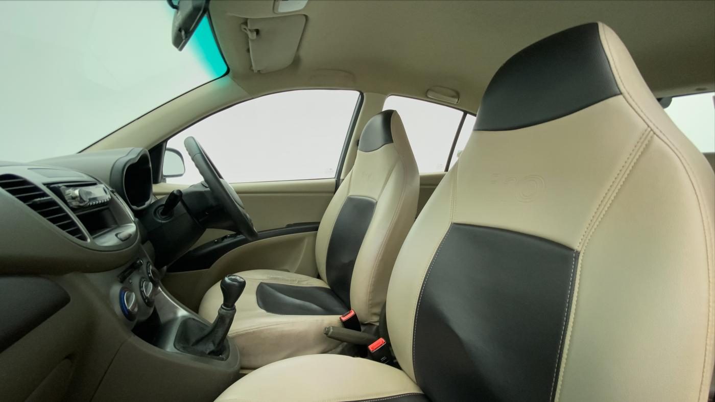 2013 Hyundai i10 MAGNA 1.1, Petrol, Manual, 75,546 km, Right Side Front Door Cabin