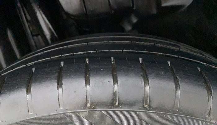 2022 Maruti Swift ZXI PLUS, Petrol, Manual, 38,909 km, Right Rear Tyre Tread