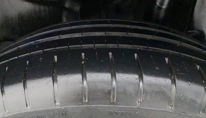 2022 Maruti Swift ZXI PLUS, Petrol, Manual, 38,909 km, Left Rear Tyre Tread