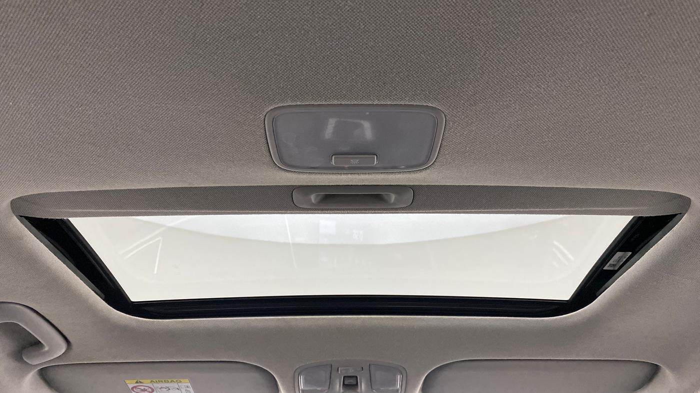 2019 Hyundai New Elantra 2.0 SX AT PETROL, Petrol, Automatic, 24,185 km, Moonroof/ Sunroof