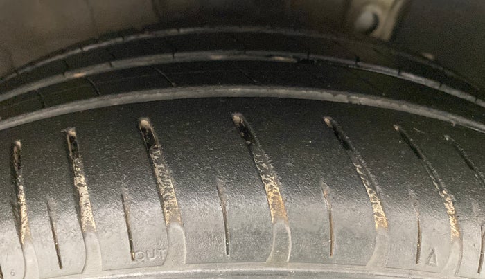 2019 Hyundai New Elantra 2.0 SX AT PETROL, Petrol, Automatic, 24,185 km, Right Front Tyre Tread