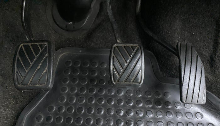 2013 Maruti Wagon R 1.0 VXI, Petrol, Manual, 78,637 km, Pedals