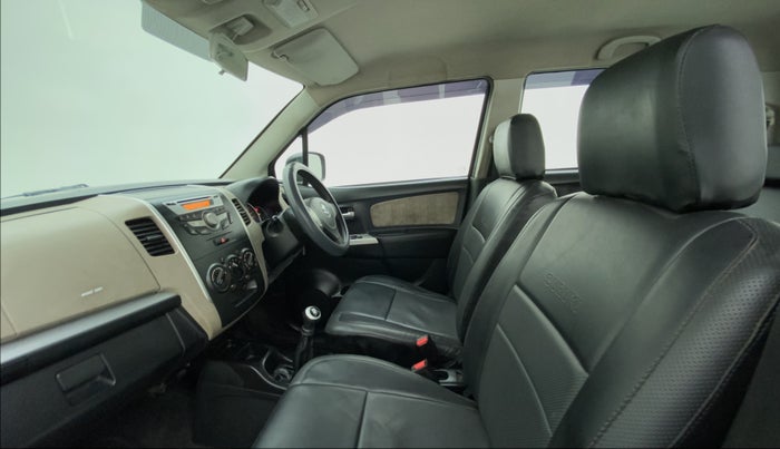 2013 Maruti Wagon R 1.0 VXI, Petrol, Manual, 78,637 km, Right Side Front Door Cabin