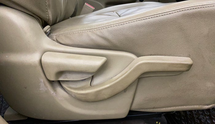 2015 Honda Amaze 1.2L I-VTEC S, Petrol, Manual, 67,359 km, Driver Side Adjustment Panel