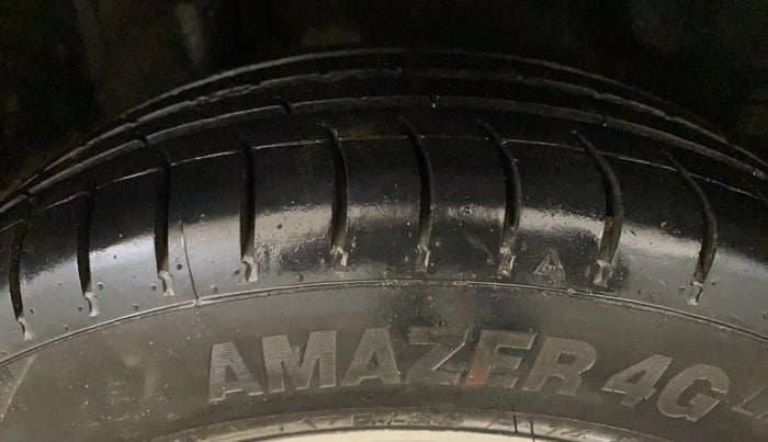 2015 Honda Amaze 1.2L I-VTEC S, Petrol, Manual, 67,359 km, Right Rear Tyre Tread