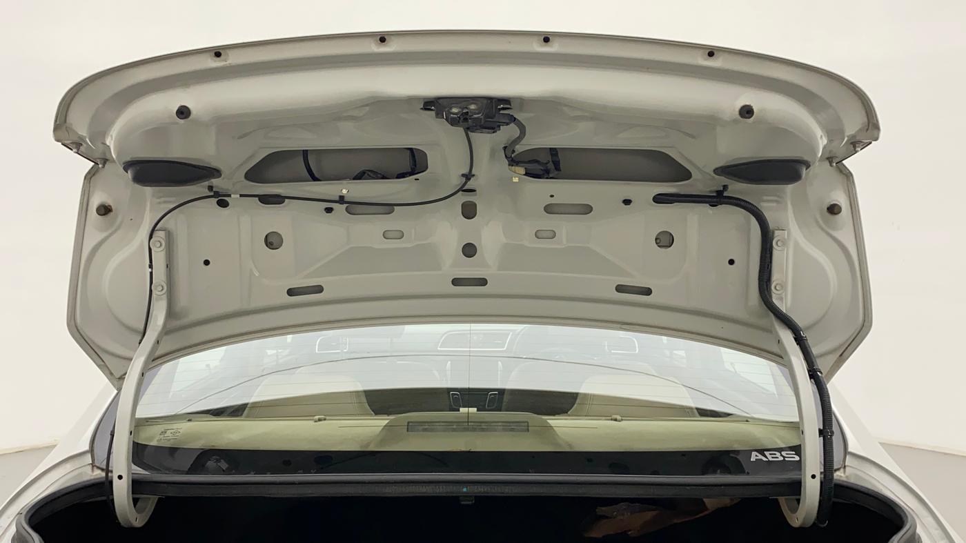 2015 Maruti Ciaz ZXI+, Petrol, Manual, 1,08,958 km, Boot Door Open