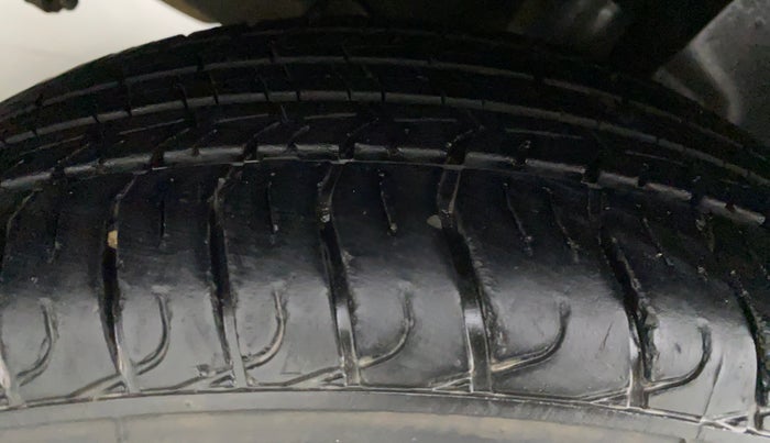 2015 Hyundai Creta SX PLUS 1.6 PETROL, Petrol, Manual, 65,655 km, Right Rear Tyre Tread