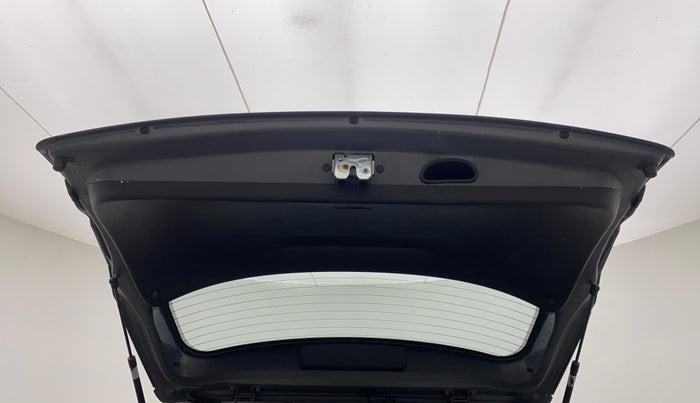 2015 Hyundai Creta SX PLUS 1.6 PETROL, Petrol, Manual, 65,655 km, Boot Door Open