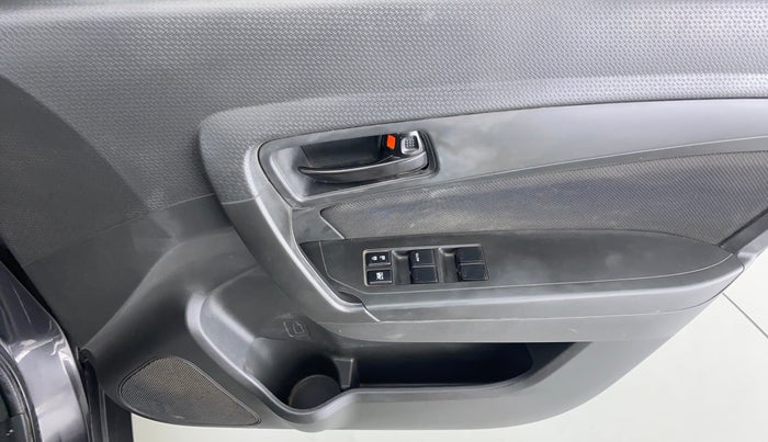 2016 Maruti Vitara Brezza VDI, Diesel, Manual, 38,247 km, Driver Side Door Panels Control