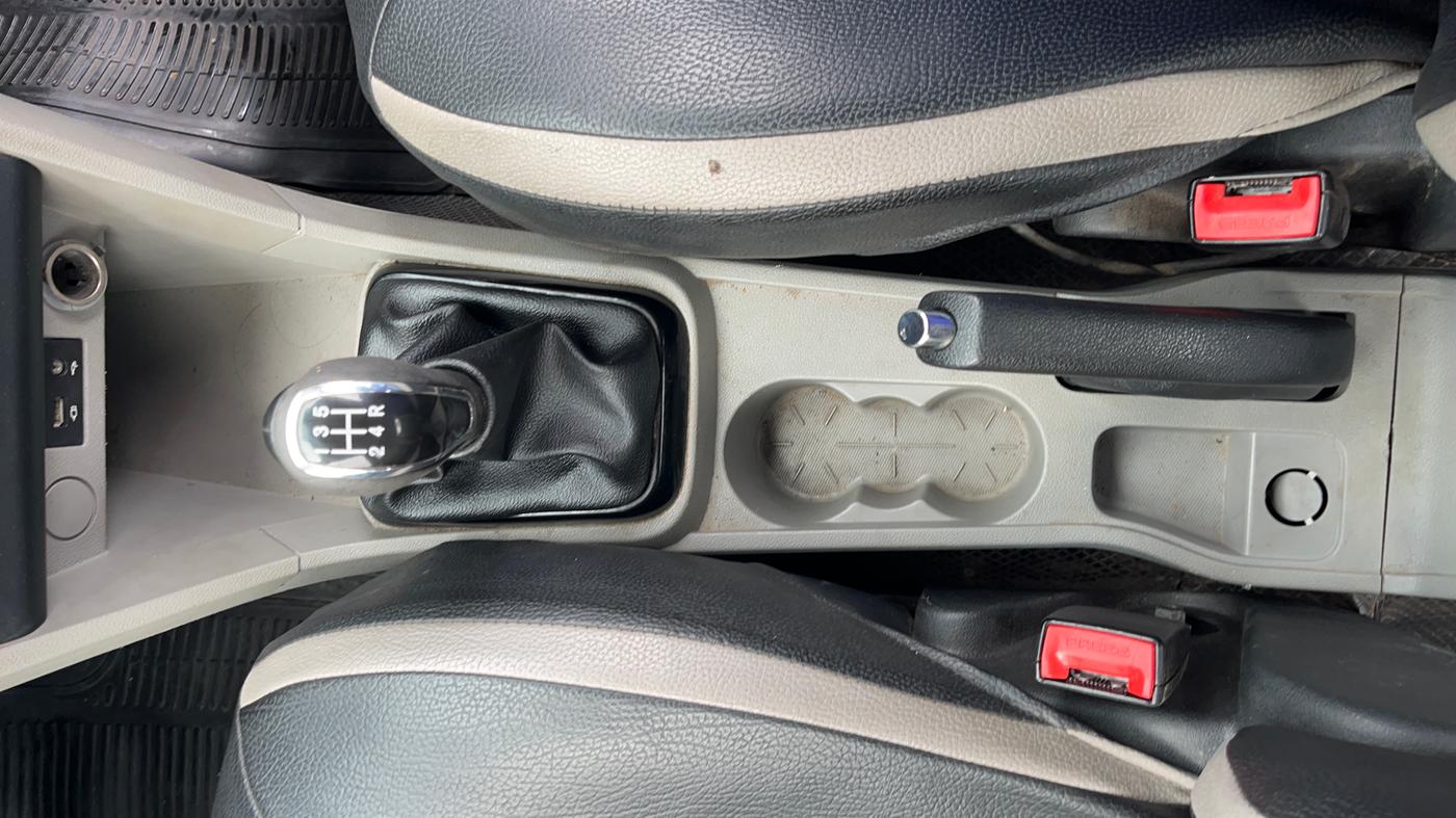 2018 Tata Tiago XT PETROL, Petrol, Manual, 66,030 km, Gear Lever