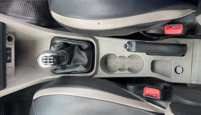 2018 Tata Tiago XT PETROL, Petrol, Manual, 65,973 km, Gear Lever