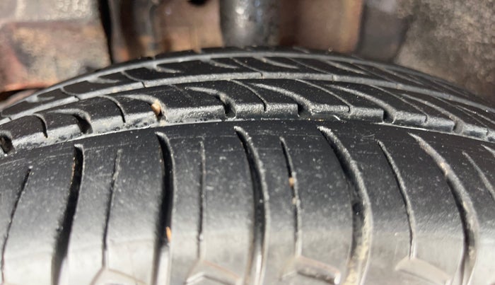2018 Tata Tiago XT PETROL, Petrol, Manual, 65,973 km, Left Front Tyre Tread