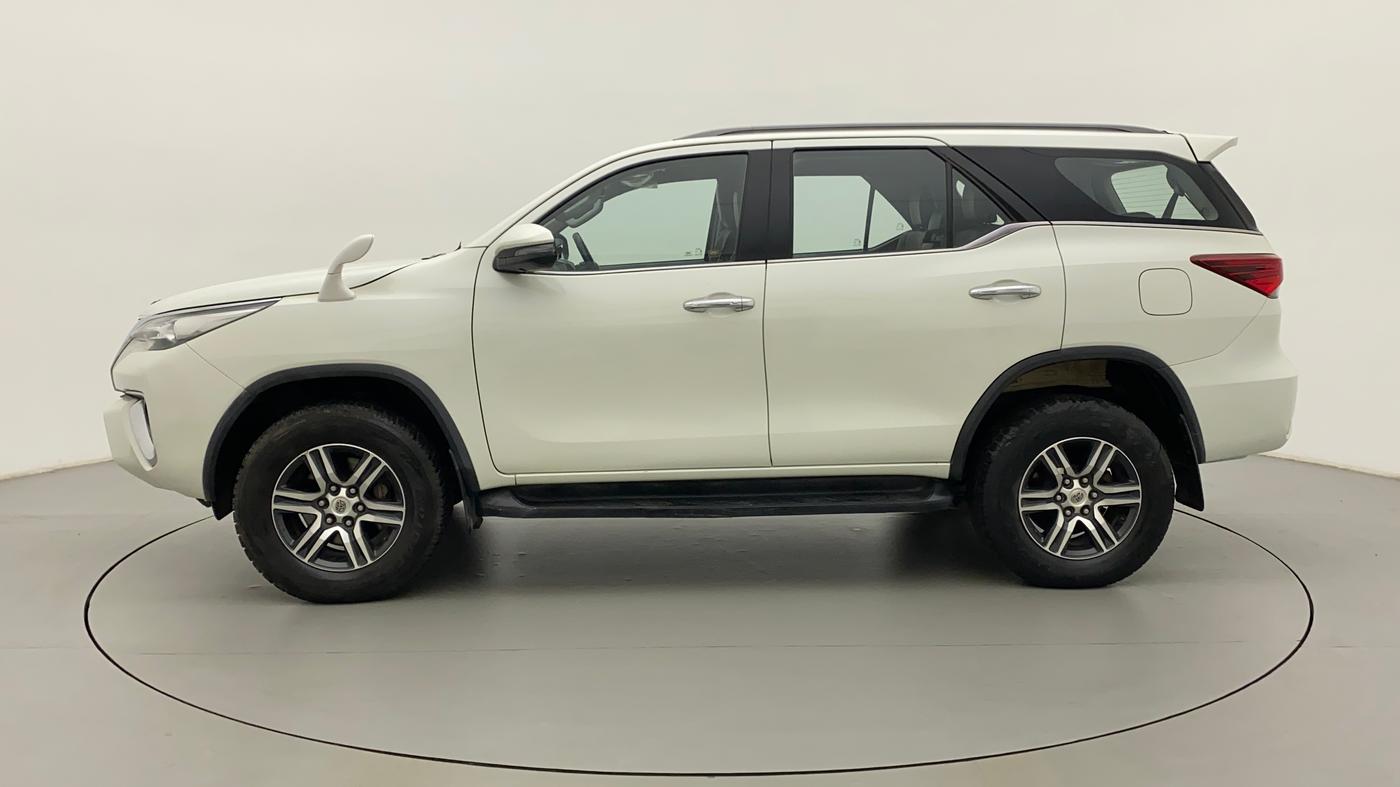 2019 Toyota Fortuner 2.8 4X2 MT, Diesel, Manual, 94,062 km, Left Side