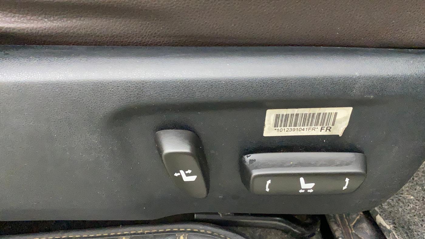 2019 Toyota Fortuner 2.8 4X2 MT, Diesel, Manual, 94,062 km, Gear Lever