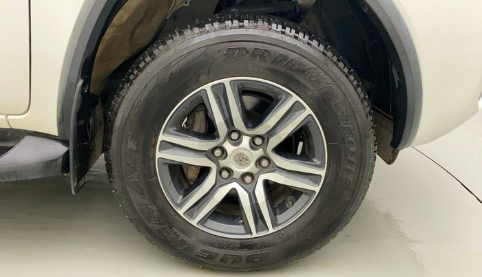2019 Toyota Fortuner 2.8 4X2 MT, Diesel, Manual, 94,062 km, Right Front Wheel