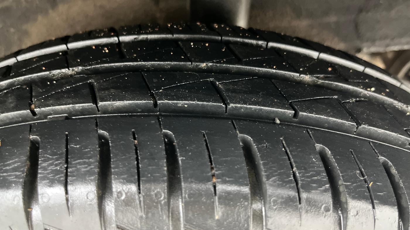 2022 Renault Kwid RXT 1.0, Petrol, Manual, 25,334 km, Left Rear Tyre Tread