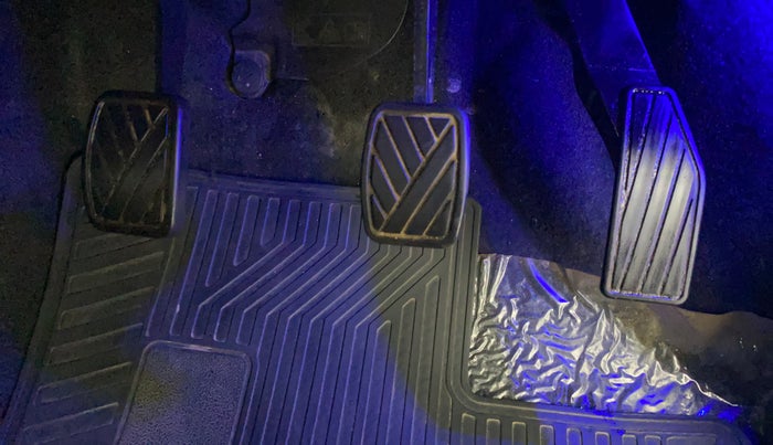 2022 Maruti S PRESSO VXI (O), Petrol, Manual, 6,492 km, Pedals