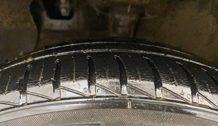 2022 Hyundai GRAND I10 NIOS SPORTZ 1.2 KAPPA VTVT CNG, CNG, Manual, 36,984 km, Left Front Tyre Tread