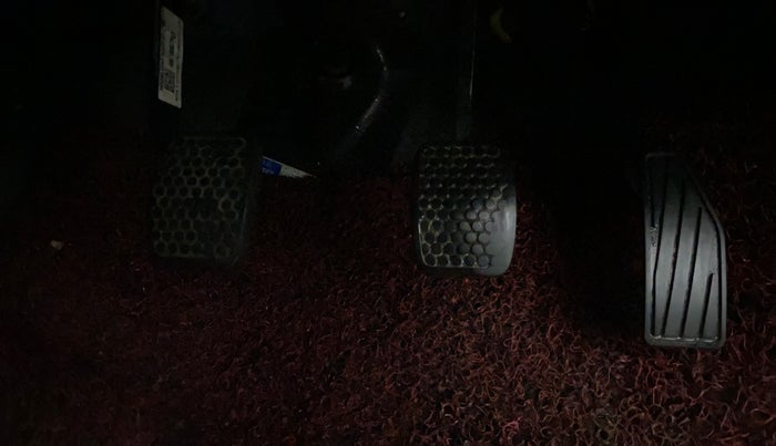 2022 Maruti Alto VXI PLUS, Petrol, Manual, 90,709 km, Pedals