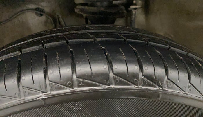 2022 Maruti Alto VXI PLUS, Petrol, Manual, 90,709 km, Left Front Tyre Tread