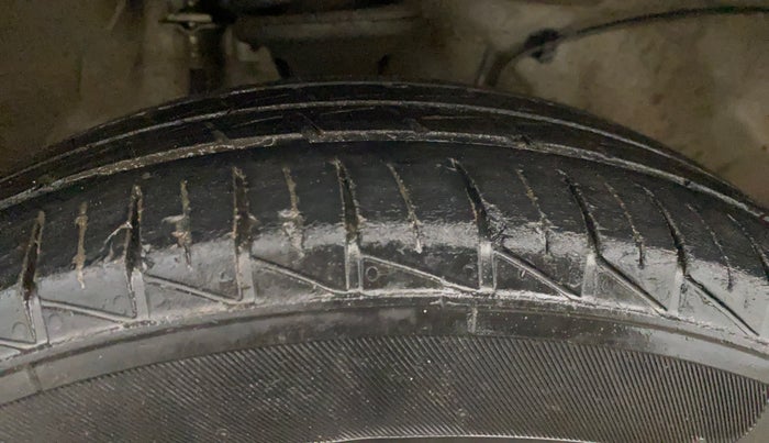 2022 Maruti Alto VXI PLUS, Petrol, Manual, 90,709 km, Right Front Tyre Tread