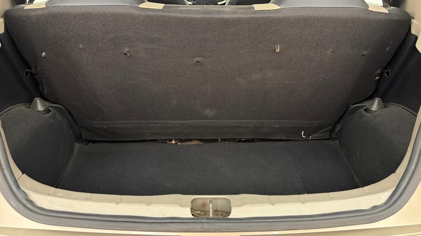 2019 Hyundai NEW SANTRO MAGNA, Petrol, Manual, 74,645 km, Boot Inside