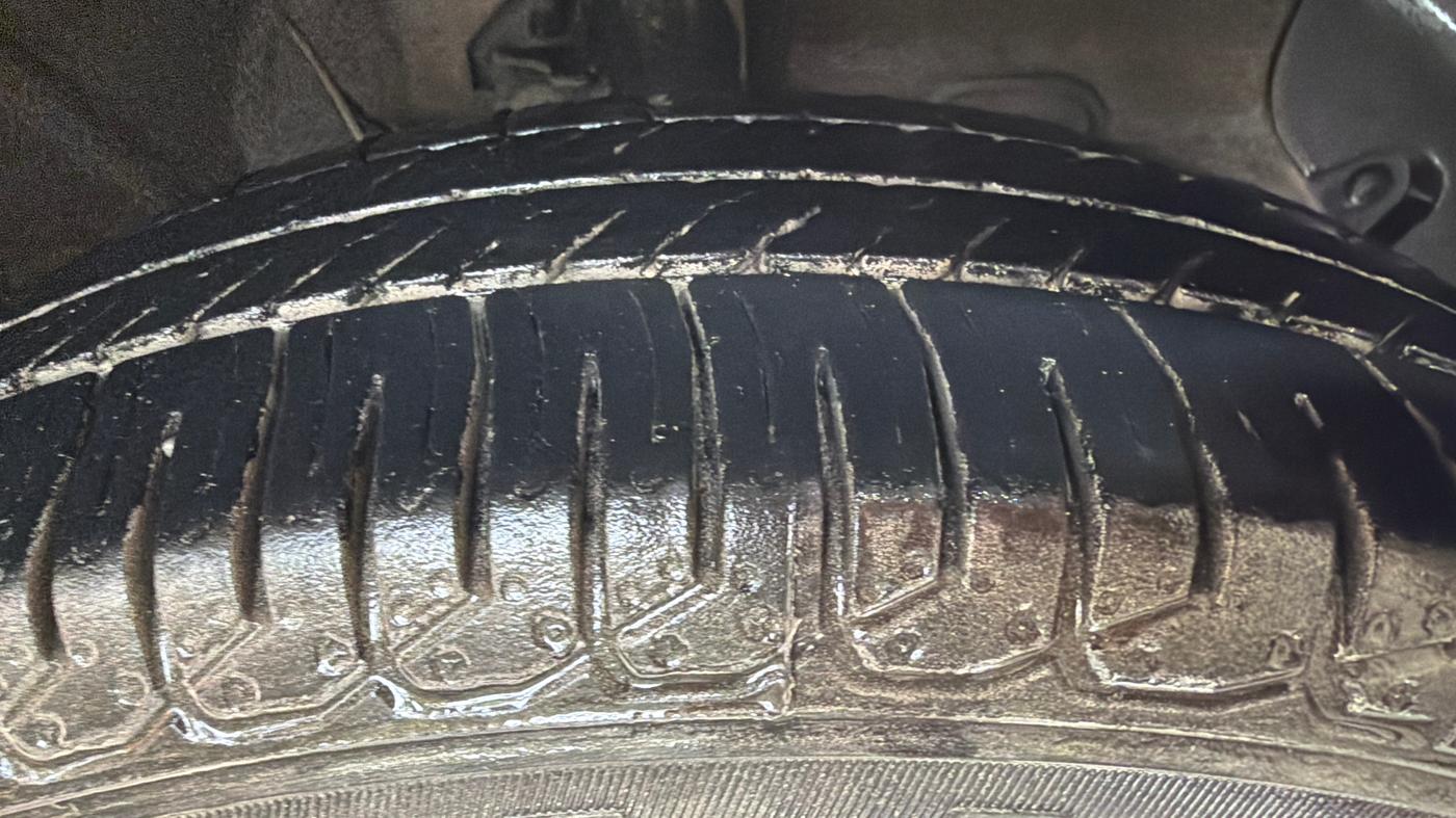 2019 Hyundai NEW SANTRO MAGNA, Petrol, Manual, 74,645 km, Right Front Tyre Tread