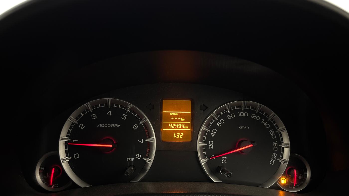 2016 Maruti Swift VXI, Petrol, Manual, 42,472 km, Odometer Image