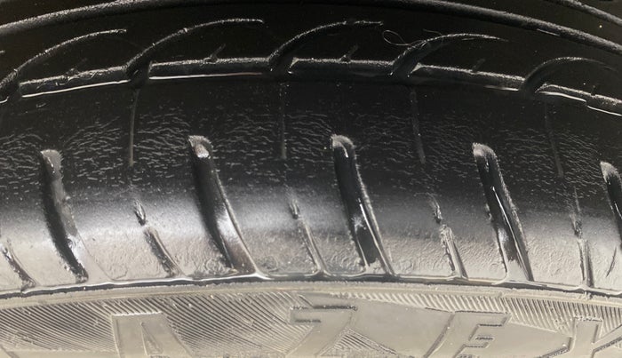 2015 Hyundai Grand i10 ASTA AT 1.2 KAPPA VTVT, Petrol, Automatic, 65,548 km, Left Rear Tyre Tread