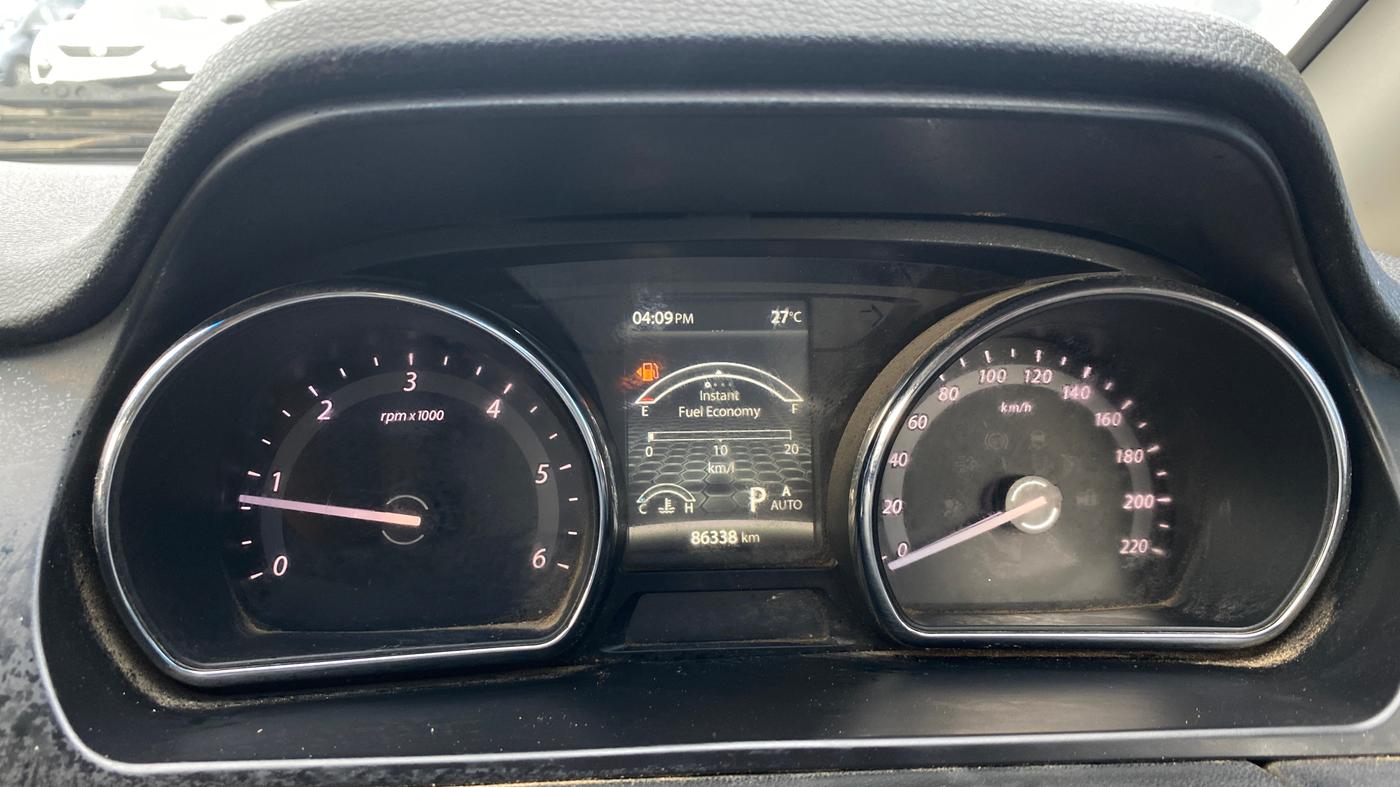 2018 Tata Hexa XMA 4X2 7 STR, Diesel, Automatic, 86,335 km, Odometer Image