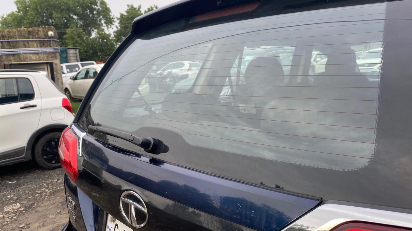 2018 Tata Hexa XMA 4X2 7 STR, Diesel, Automatic, 86,335 km, Rear Wiper