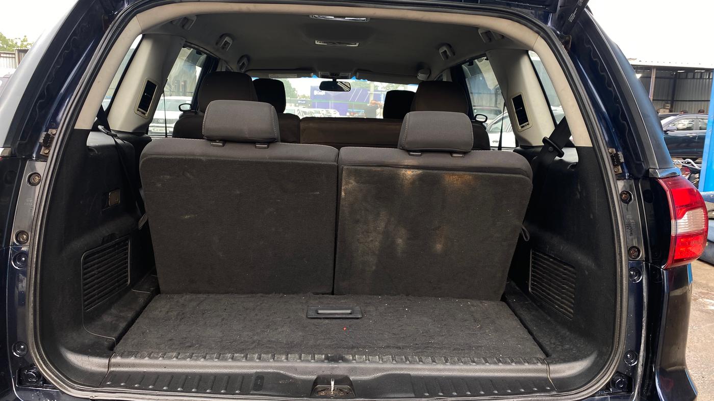2018 Tata Hexa XMA 4X2 7 STR, Diesel, Automatic, 86,335 km, Boot Inside