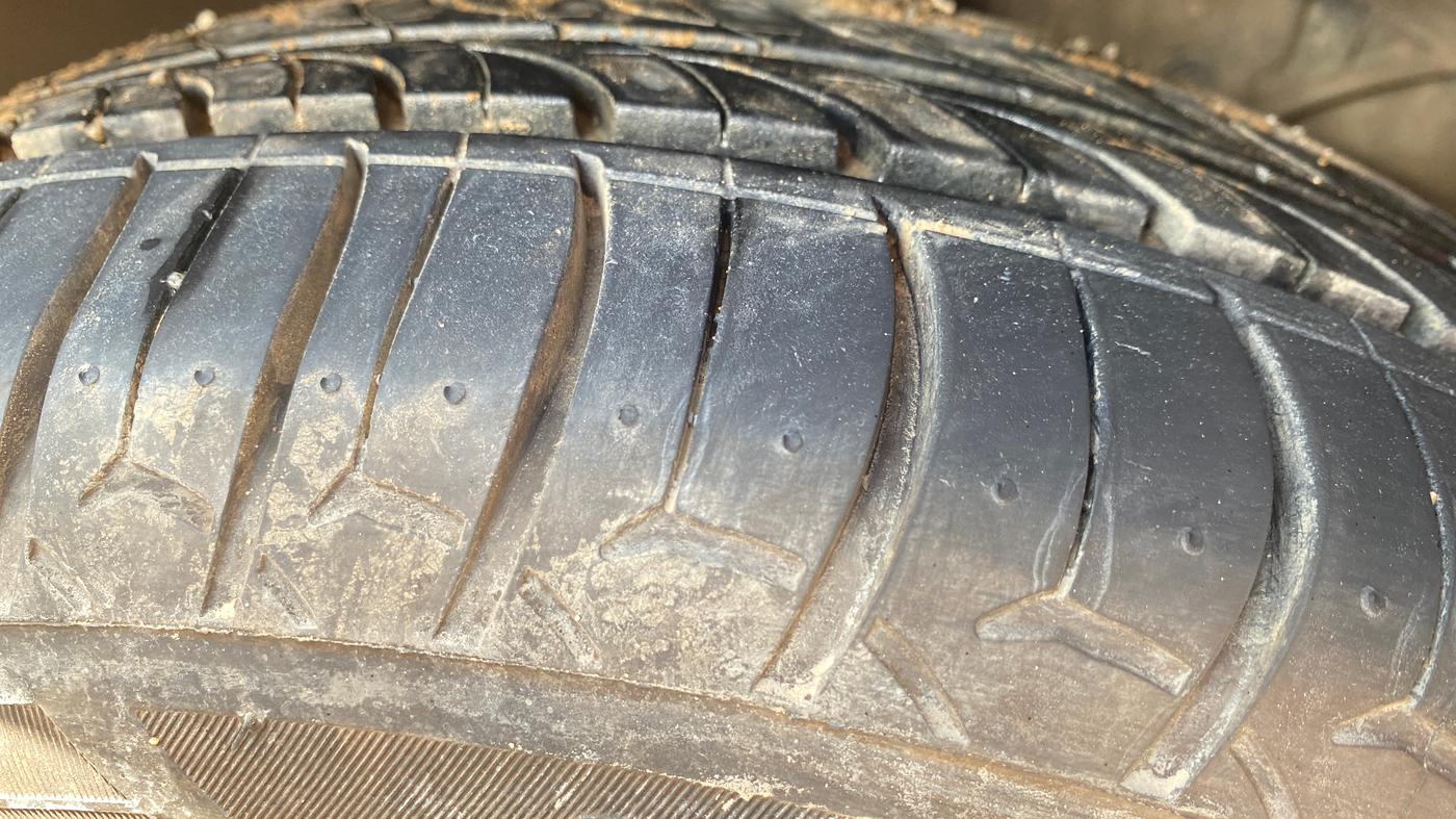 2016 Maruti Baleno DELTA CVT PETROL 1.2, Petrol, Automatic, 92,023 km, Right Front Tyre Tread
