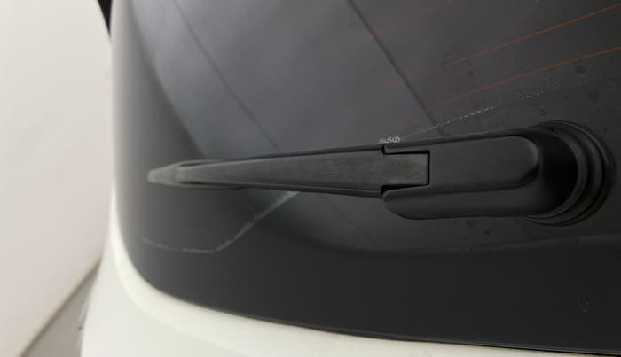 2019 Tata Harrier XZ 2.0L, Diesel, Manual, 77,785 km, Rear Wiper