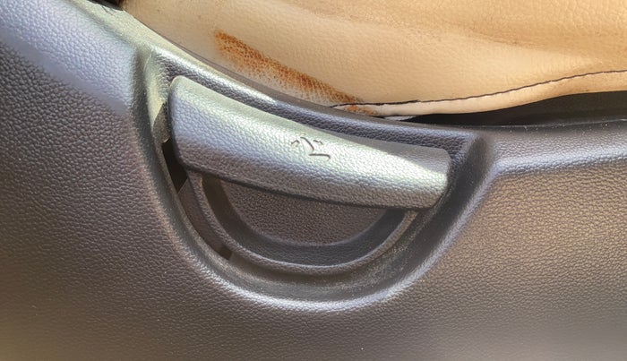 2015 Hyundai Grand i10 ASTA AT 1.2 KAPPA VTVT, Petrol, Automatic, 56,860 km, Driver Side Adjustment Panel