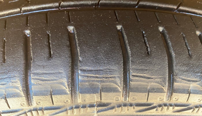 2015 Hyundai Grand i10 ASTA AT 1.2 KAPPA VTVT, Petrol, Automatic, 56,860 km, Left Front Tyre Tread