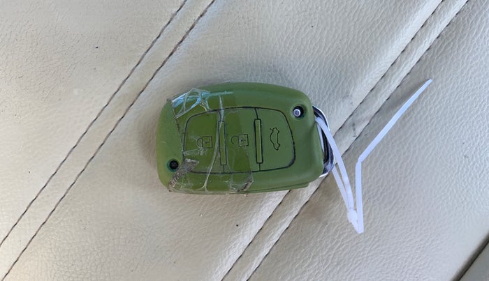 2015 Hyundai Grand i10 ASTA AT 1.2 KAPPA VTVT, Petrol, Automatic, 56,860 km, Key Close Up