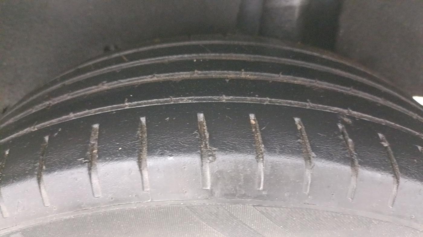 2020 Toyota Glanza V, Petrol, Manual, 91,474 km, Left Rear Tyre Tread