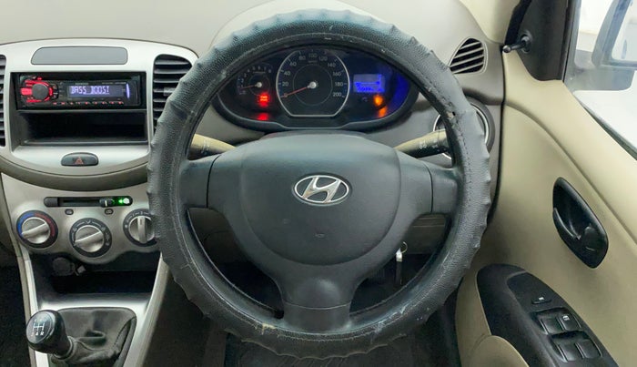 2015 Hyundai i10 MAGNA 1.1, Petrol, Manual, 55,039 km, Steering Wheel Close Up