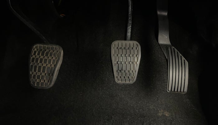 2022 Tata NEXON XM PLUS SUNROOF PETROL, Petrol, Manual, 22,616 km, Pedals