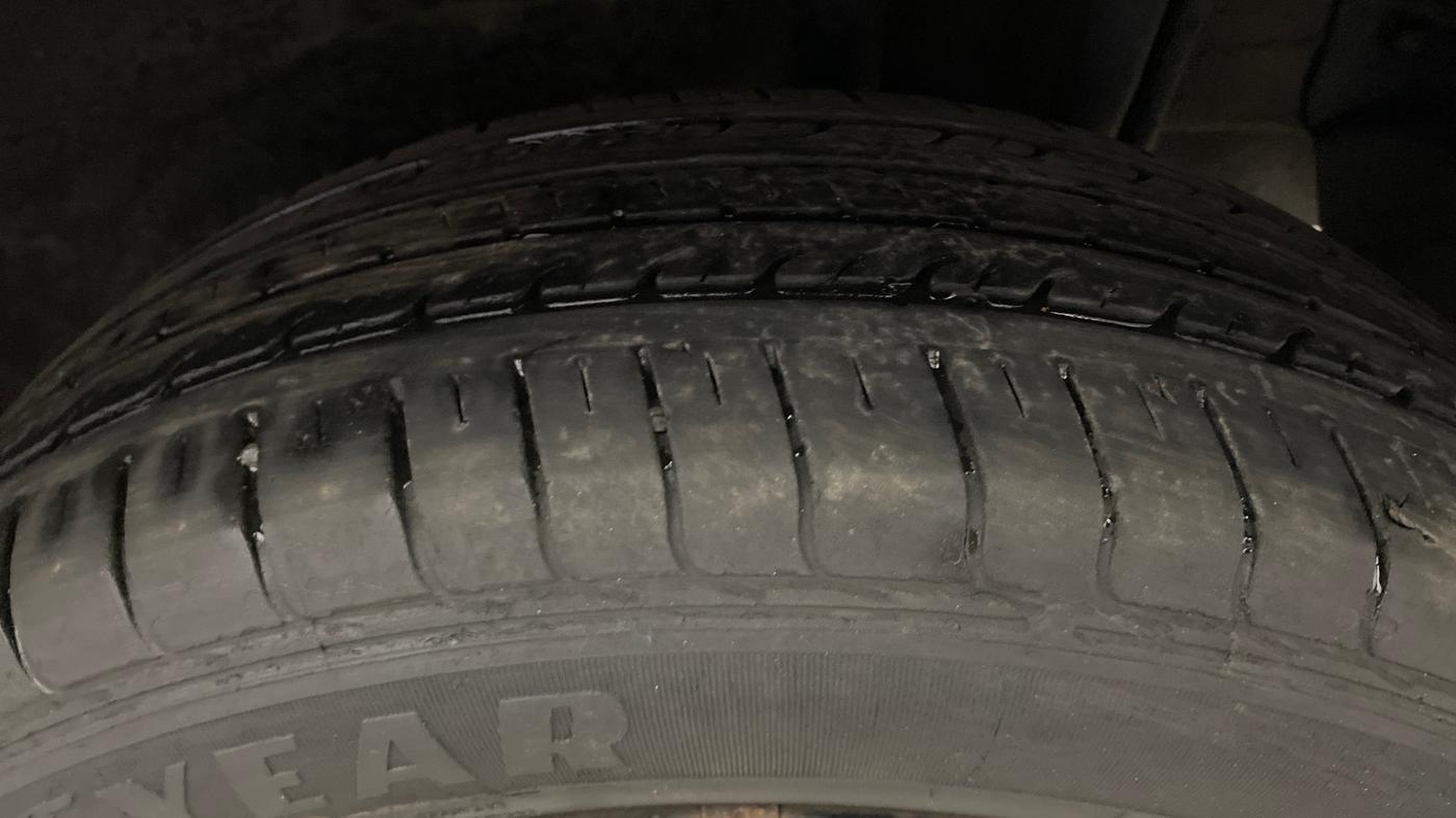 2022 Tata NEXON XM PLUS SUNROOF PETROL, Petrol, Manual, 22,633 km, Left Rear Tyre Tread