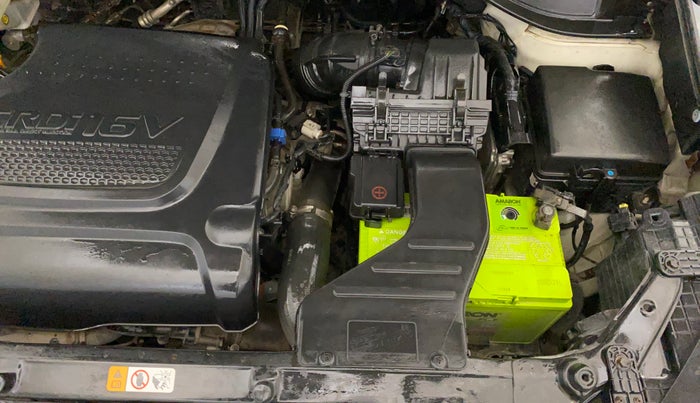 2014 Hyundai Santa Fe 4 WD AT, Diesel, Automatic, 72,593 km, Engine View - Left