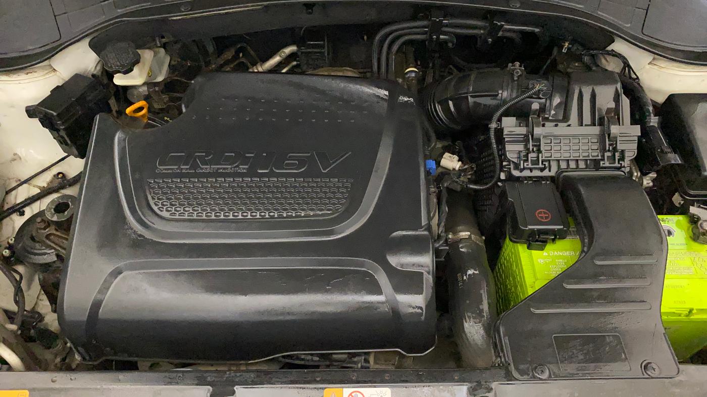 2014 Hyundai Santa Fe 4 WD AT, Diesel, Automatic, 72,740 km, Engine View