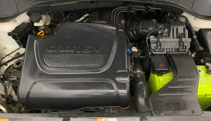 2014 Hyundai Santa Fe 4 WD AT, Diesel, Automatic, 72,593 km, Engine View