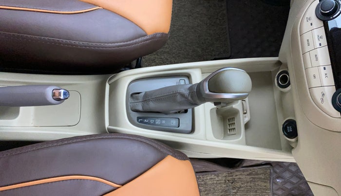 2019 Maruti Ertiga ZXI AT SHVS, Petrol, Automatic, 29,074 km, Gear Lever