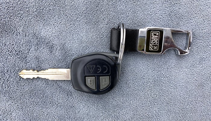 2018 Maruti IGNIS DELTA 1.2 K12 AMT, Petrol, Automatic, 35,028 km, Key Close Up