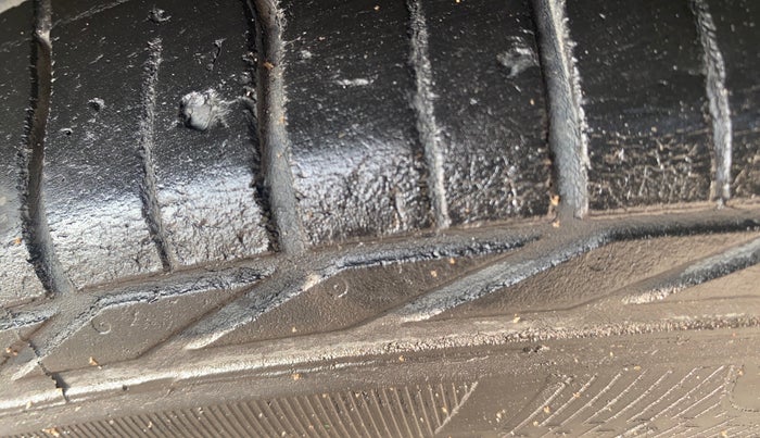 2021 Tata NEXON XZ PLUS (O) PETROL DARK EDITION, Petrol, Manual, 70,244 km, Left Front Tyre Tread