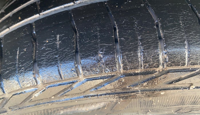 2021 Tata NEXON XZ PLUS (O) PETROL DARK EDITION, Petrol, Manual, 70,244 km, Right Rear Tyre Tread