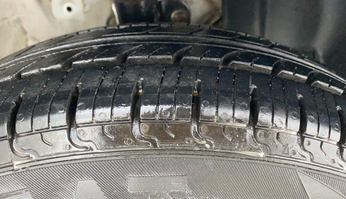 2020 Maruti New Wagon-R LXI CNG 1.0 L, CNG, Manual, 45,156 km, Right Front Tyre Tread